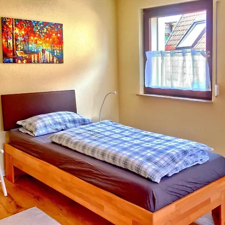 Ferienwohnung Maeder Schaafheim Экстерьер фото
